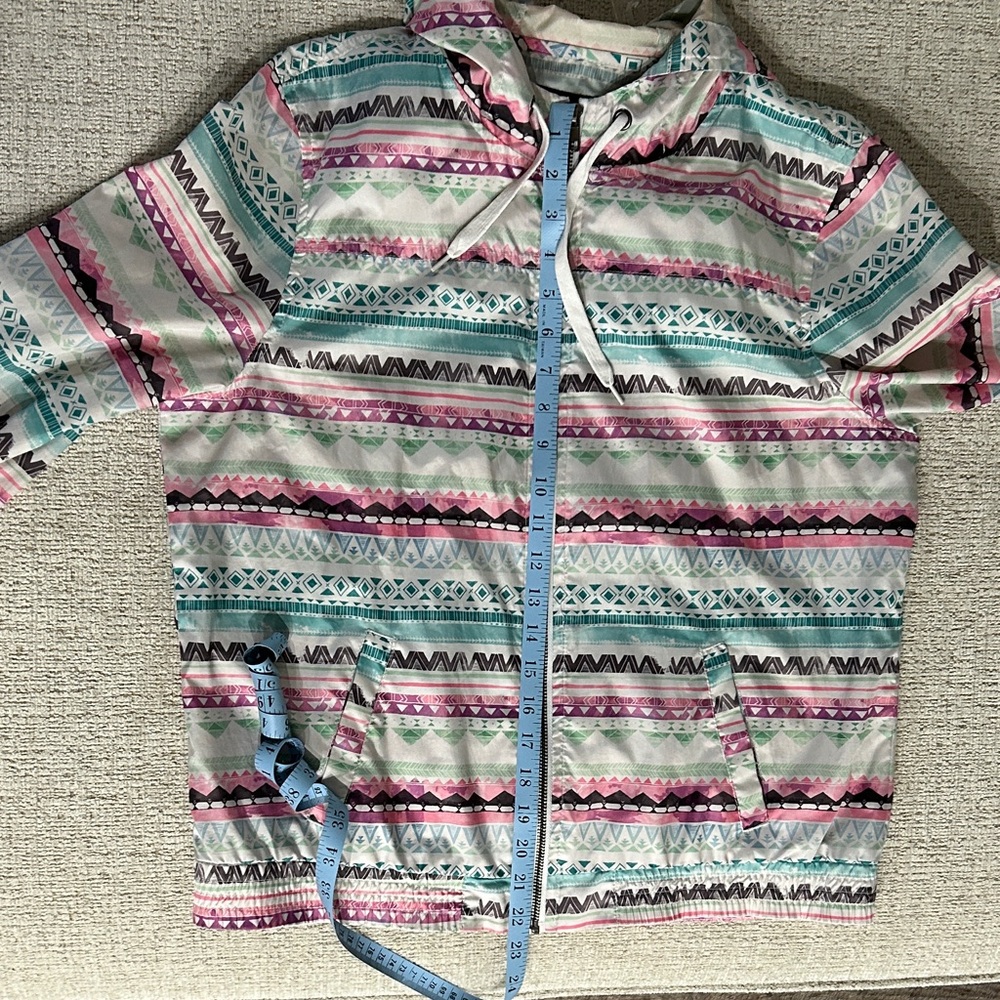 Patterned Women's Jacket - Picture 5 of 6